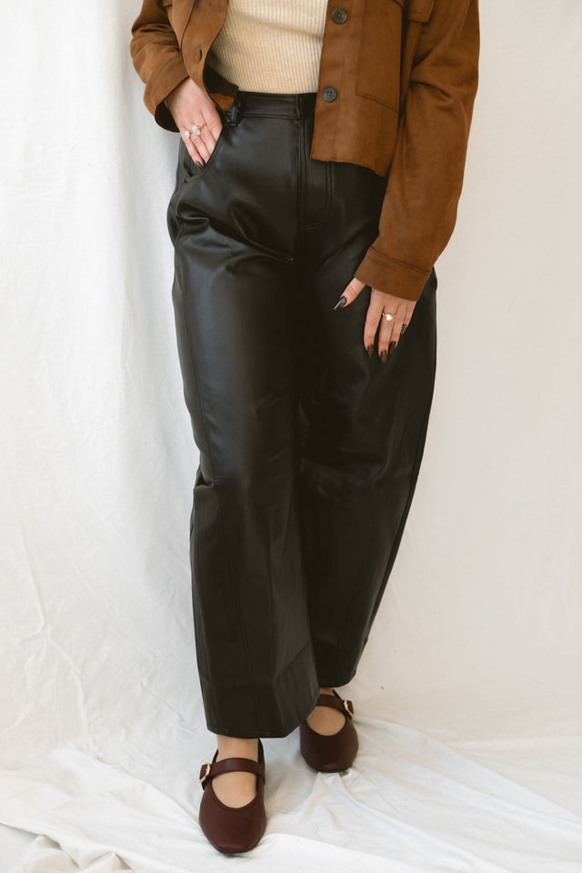 Rowyn Vegan Leather Barrel Pants | Black | W | R Home Company & WR